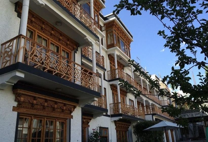 Hotel Gawaling International 15