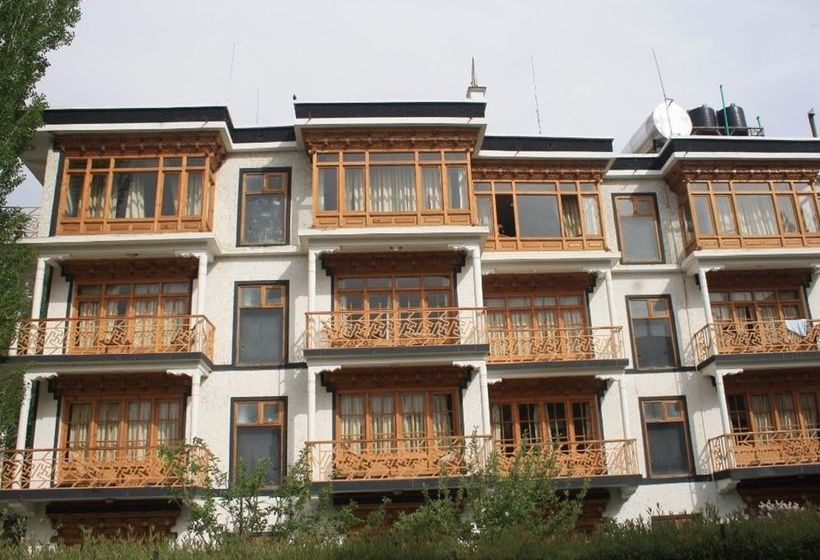 Hotel Gawaling International 18