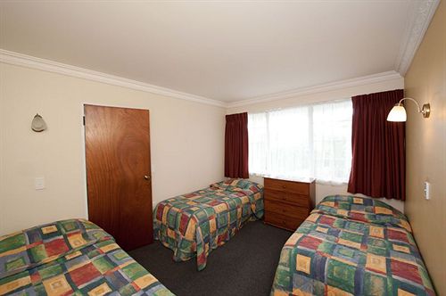 Kings Court Motel 10