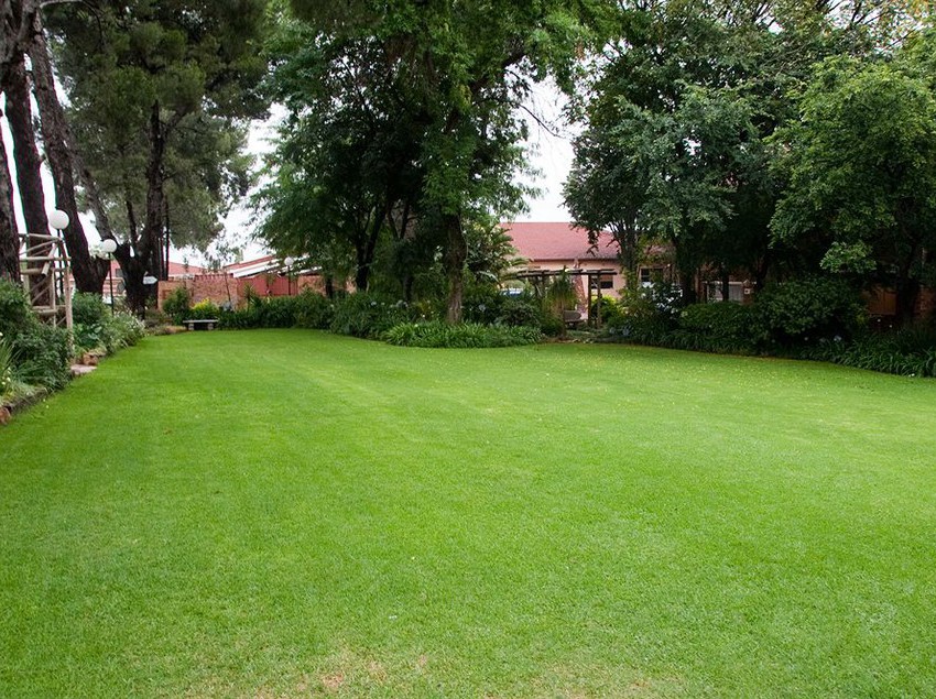 Hotel CedarWoods of Sandton 1