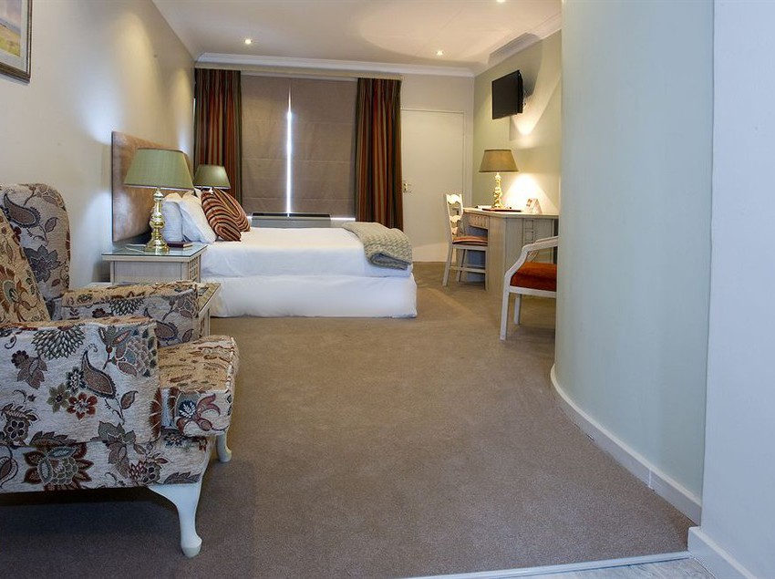 Hotel CedarWoods of Sandton 14