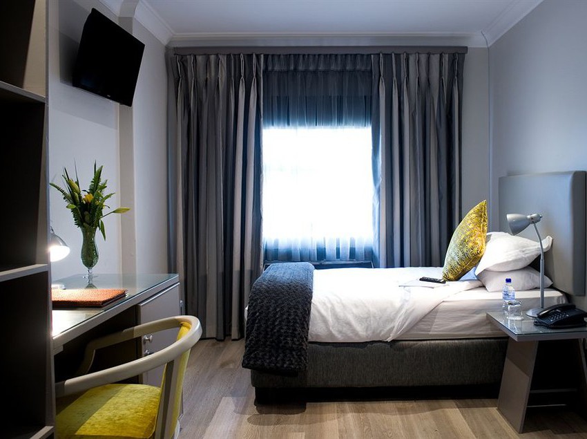 Hotel CedarWoods of Sandton 19