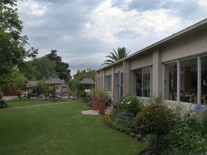 Hotel CedarWoods of Sandton 4