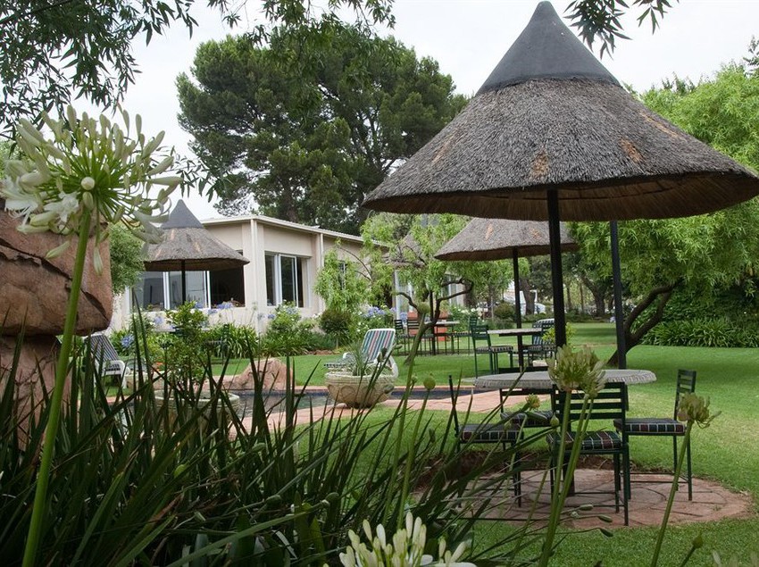 Hotel CedarWoods of Sandton 8