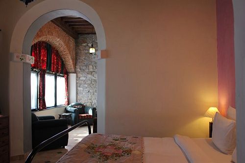 Hotel Rokeby Manor 10