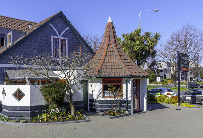 Motel Amross Court Motor Lodge 2