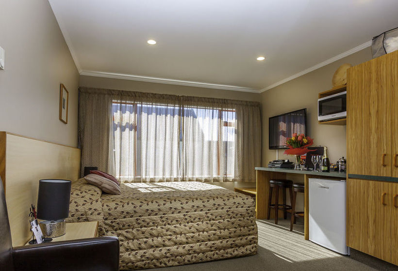 Motel Amross Court Motor Lodge 3