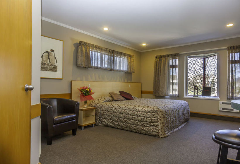 Motel Amross Court Motor Lodge 7