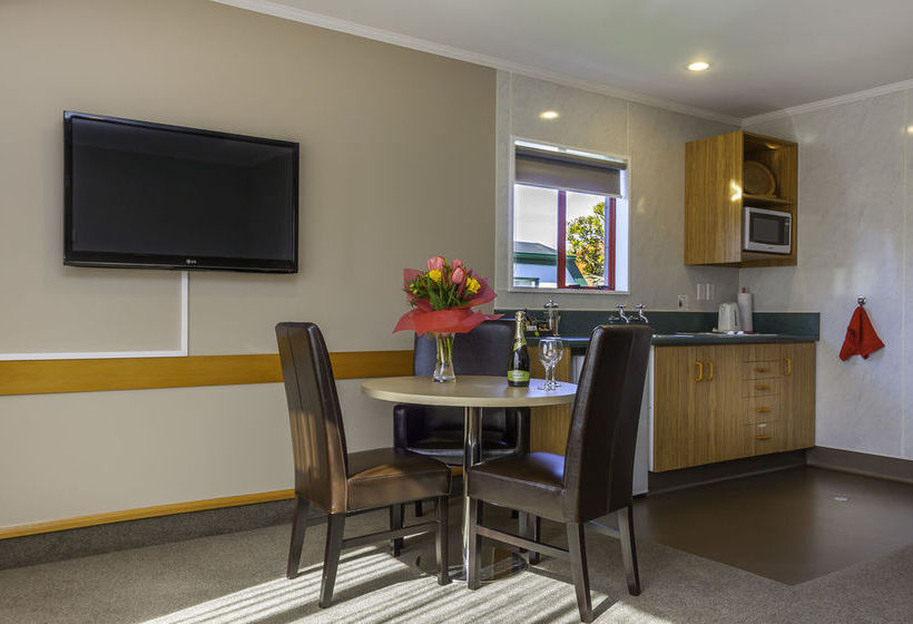 Motel Amross Court Motor Lodge 8