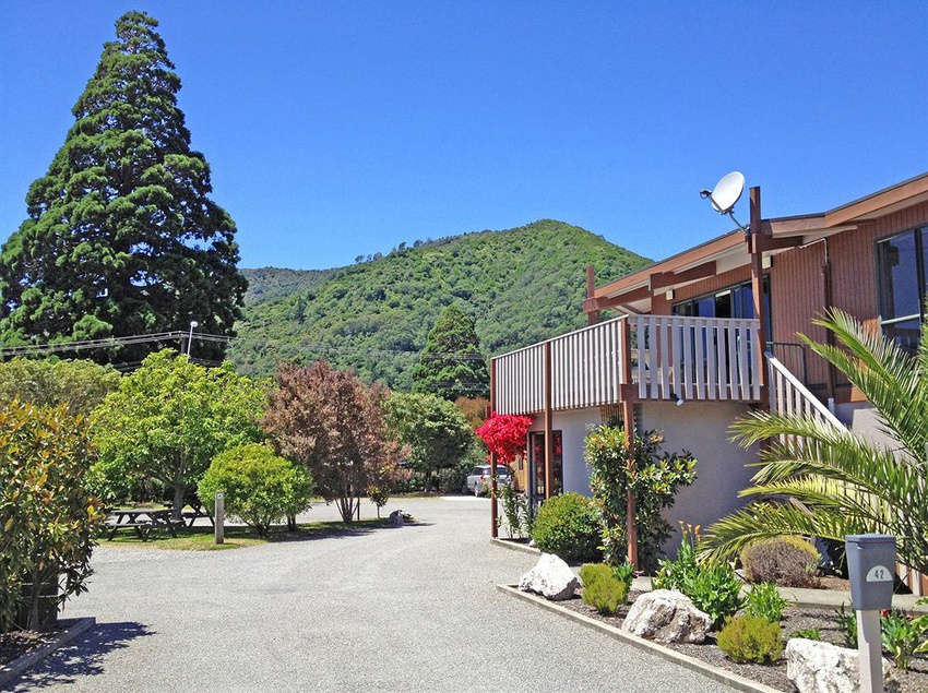Hotel Picton Campervan Park South Island