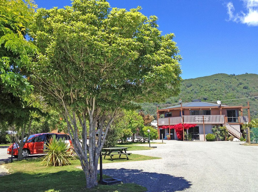 Hotel Picton Campervan Park 3