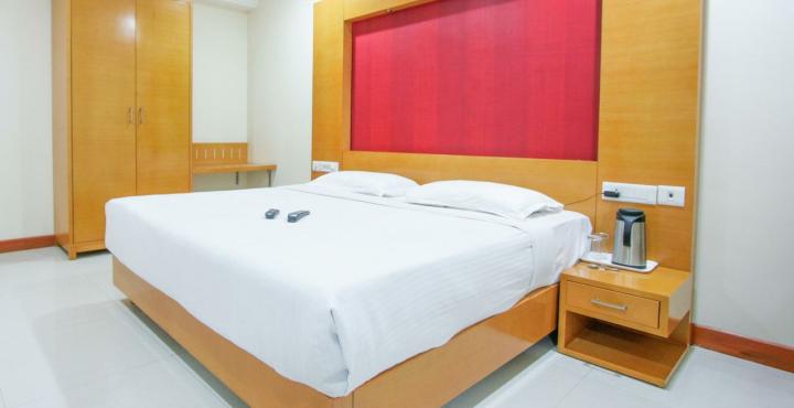 Hotel Mahalaya Residency 4