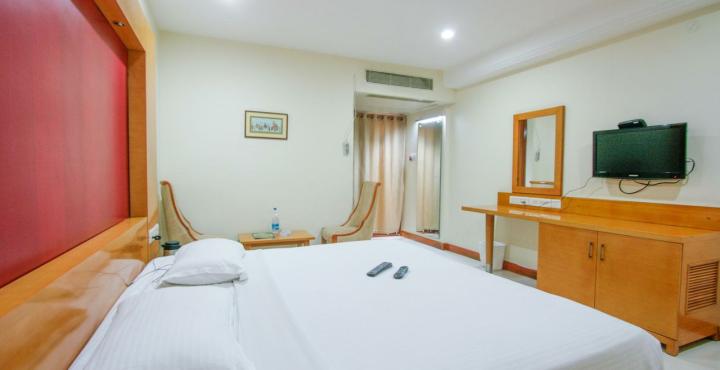 Hotel Mahalaya Residency 5