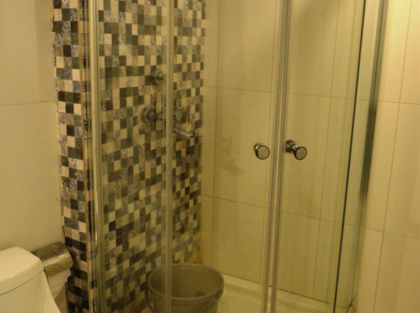 Hotel The Ambassador 15