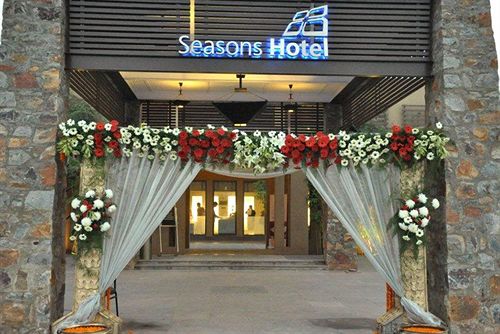 Resort Tarudhan Valley By Seasons Hotels 10