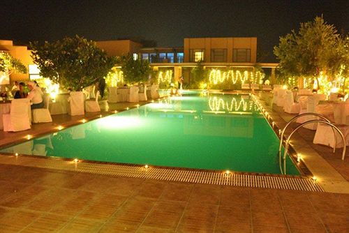 Resort Tarudhan Valley By Seasons Hotels 2