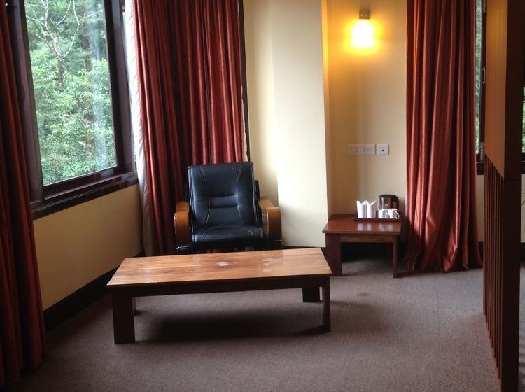 Hotel Suhim Portico 12