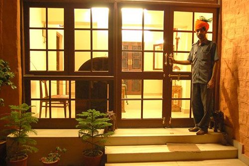 Hotel Kiran Vilas 15