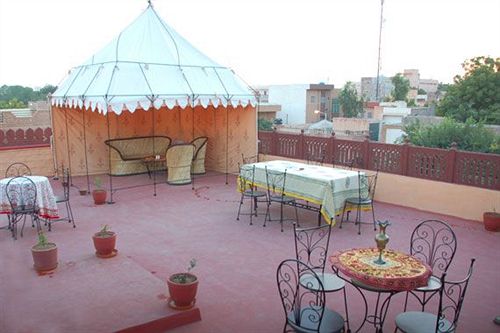 Hotel Kiran Vilas 19