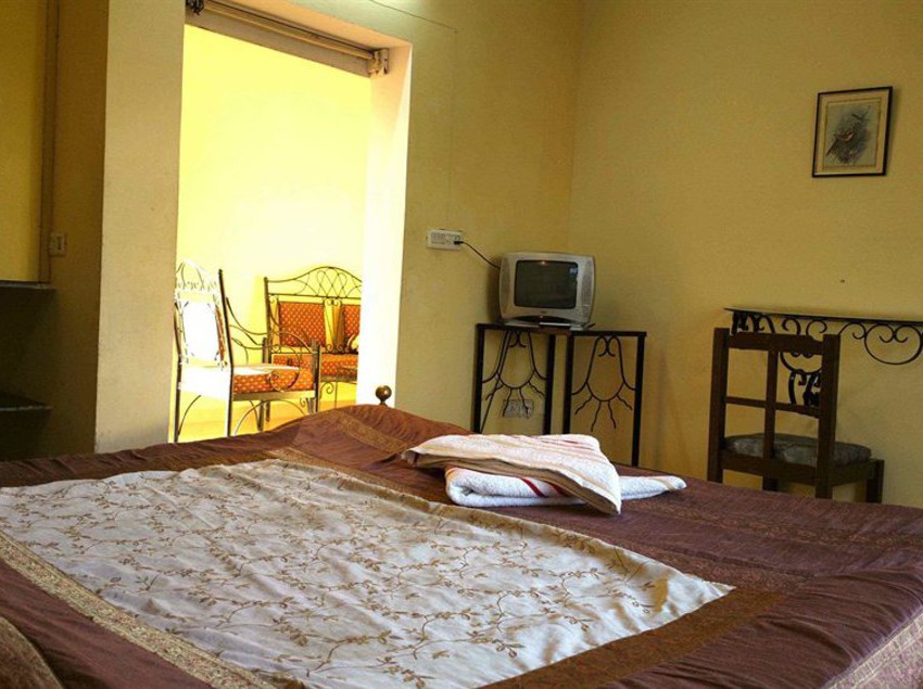 Hotel Swaraj Resorts 12