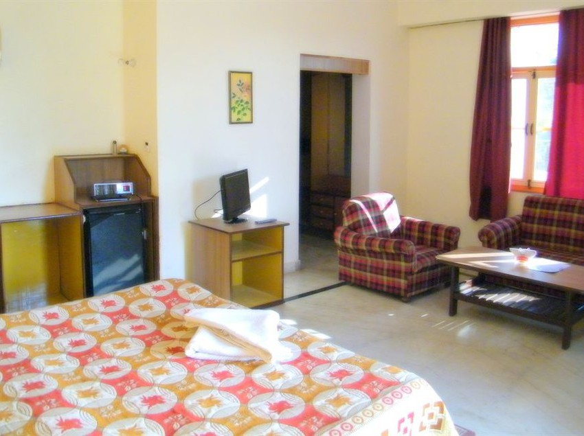 Hotel Swaraj Resorts 15