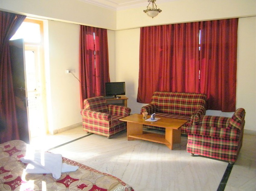 Hotel Swaraj Resorts 16