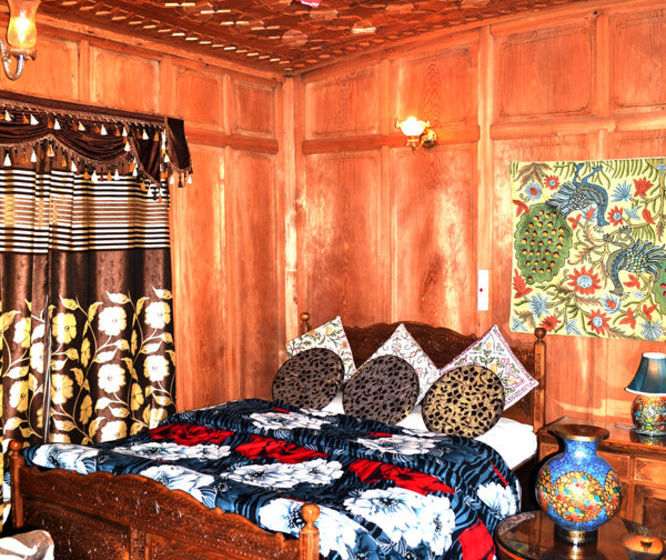 Hotel Swan Group Of Houseboats 16