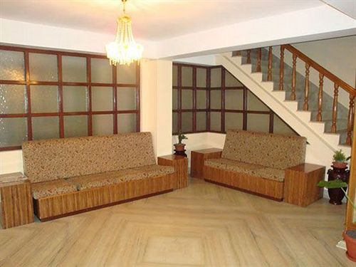 Hotel Royal Residency