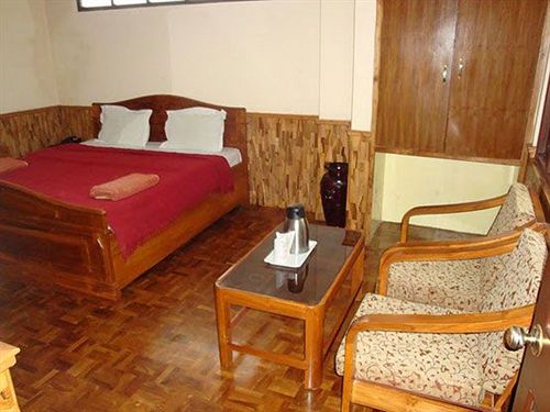 Hotel Royal Residency 1