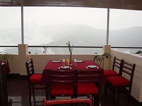 Hotel Royal Residency 10