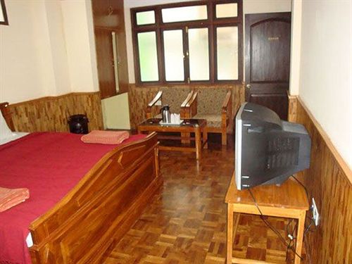 Hotel Royal Residency 9