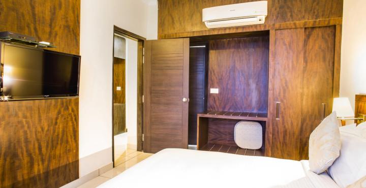 Hotel Ganga Sadan 11