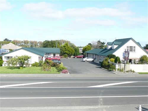 Colonial On Tay Motel 5