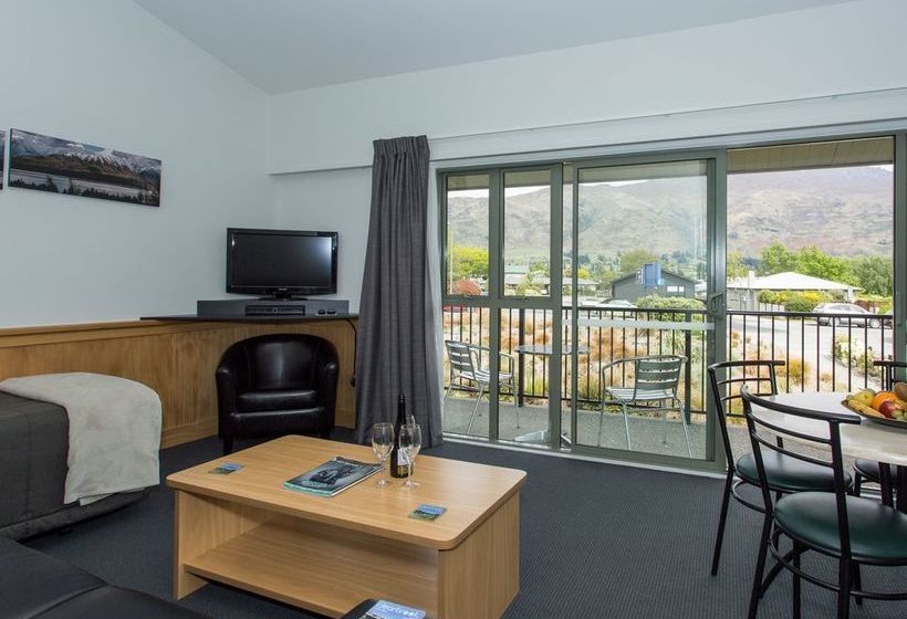 Clearbrook Motel And Serviced 14