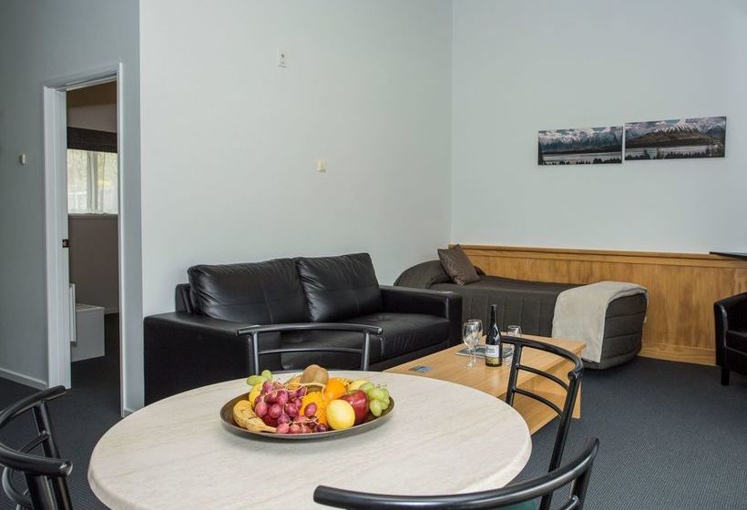 Clearbrook Motel And Serviced 16