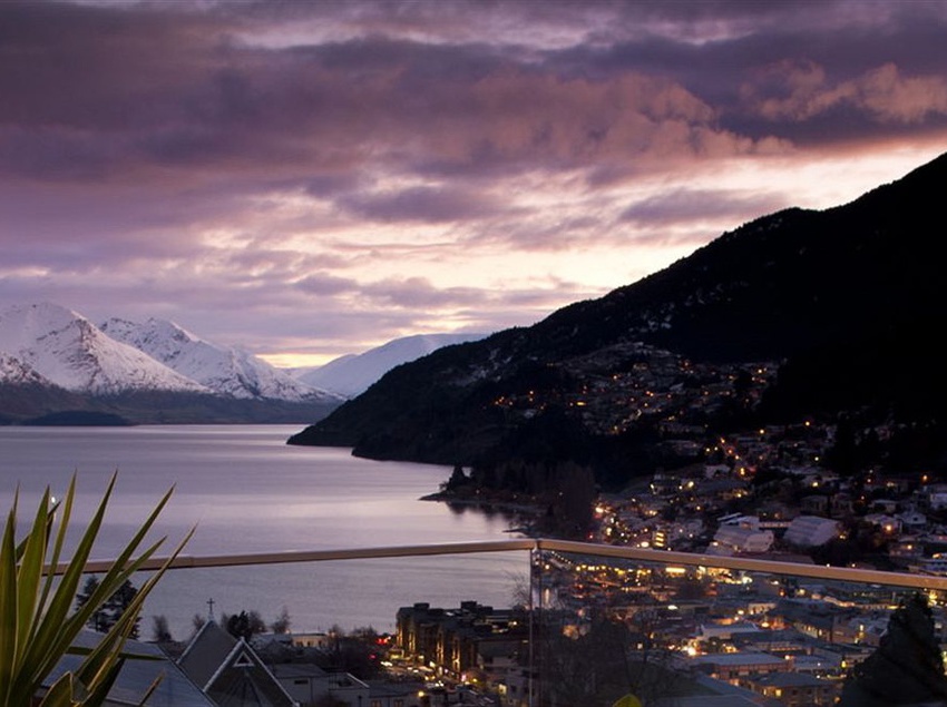 Hotel Element Escapes 5