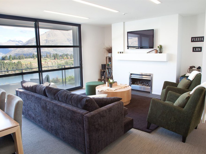 Hotel Element Escapes 7