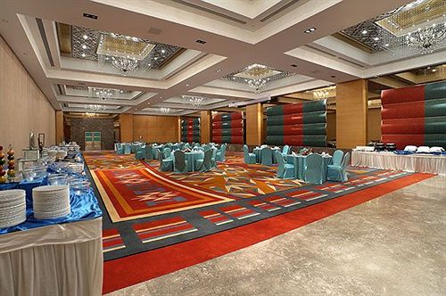 Hôtel The Grand Bhagwati Surat 7