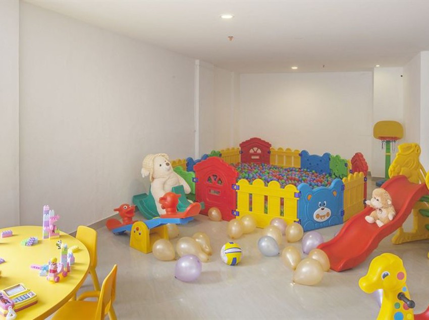 Hotel Sterling Munnar 15