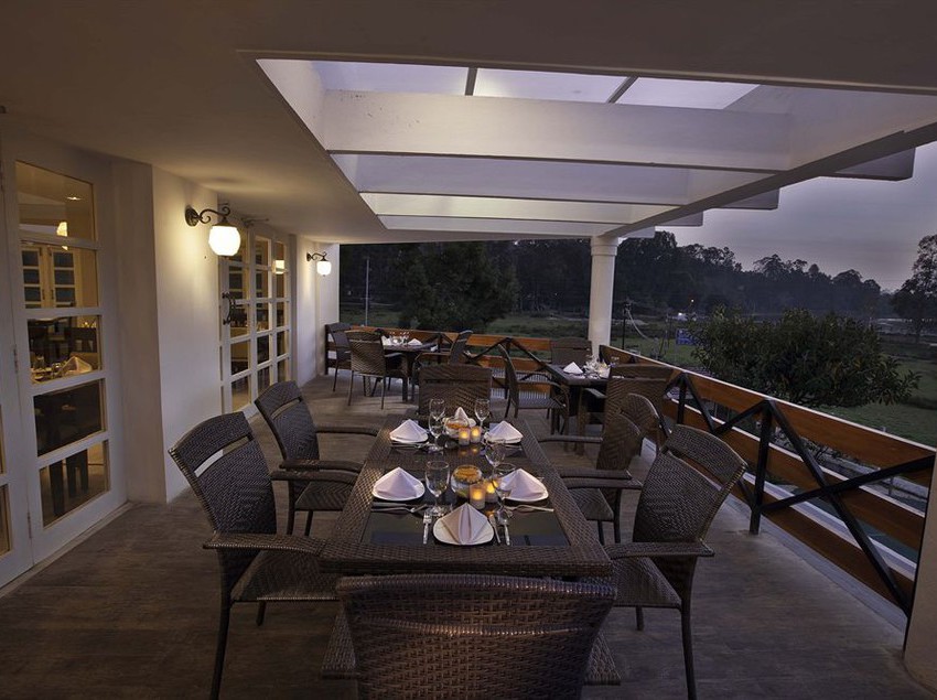 Hotel Sterling Holidays By The Lake 10