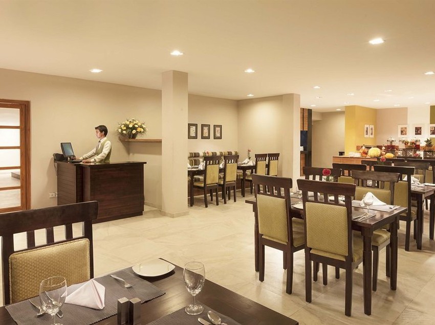 Hotel Sterling Holidays By The Lake 12