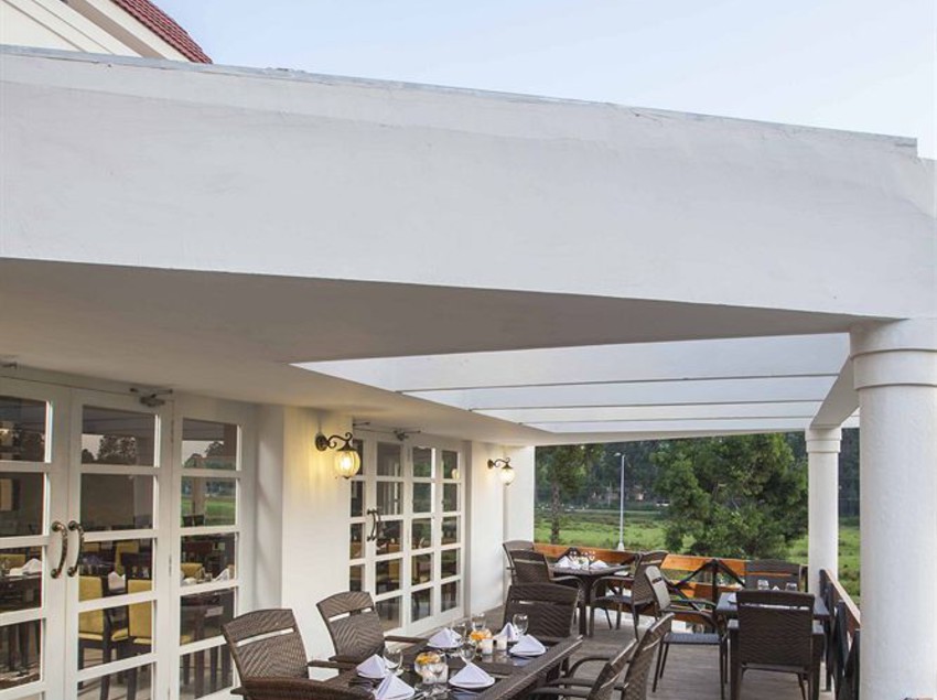 Hotel Sterling Holidays By The Lake 5