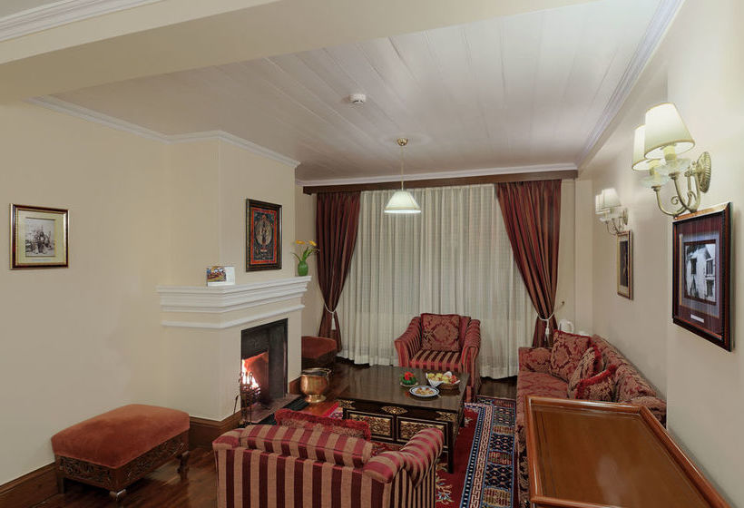 Resort Elgin Mount Pandim Pelling 9