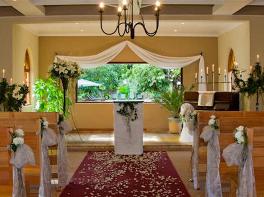 Hotel Numbi And Garden Suites 4