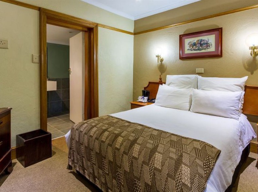 Hotel Numbi And Garden Suites 9