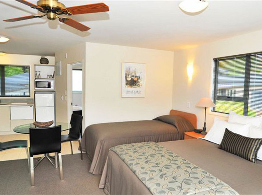 ASURE Jasmine Court Motel 1