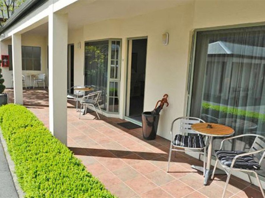 ASURE Jasmine Court Motel 10