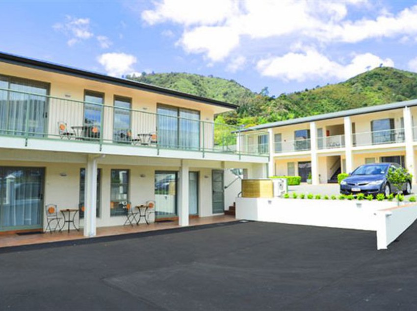 ASURE Jasmine Court Motel 5