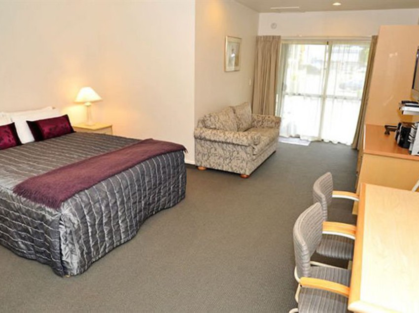 ASURE Jasmine Court Motel 6