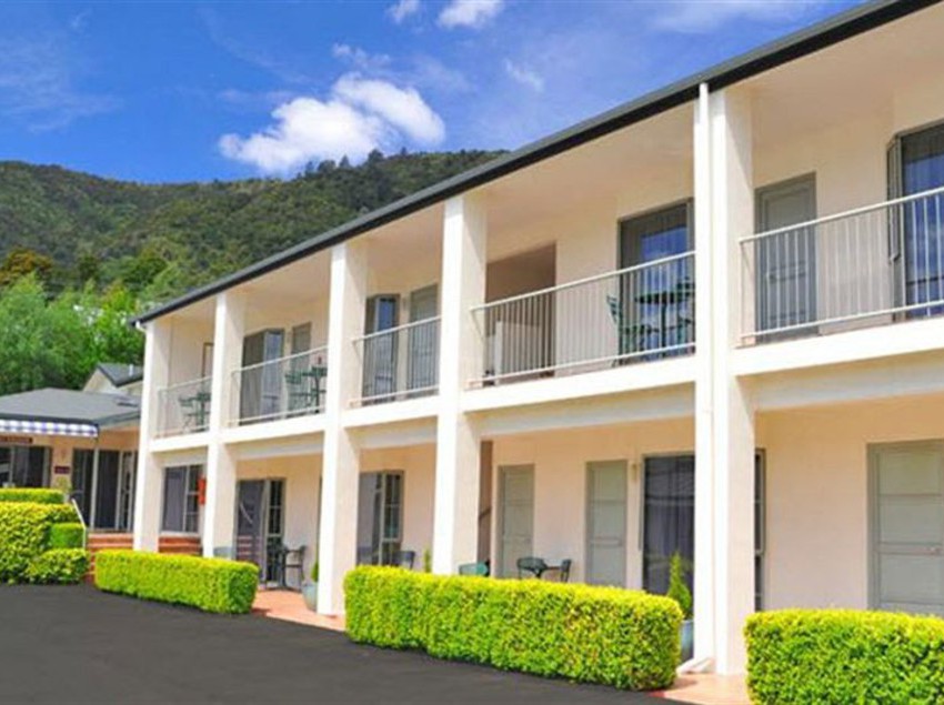 ASURE Jasmine Court Motel 9